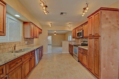 Kitchen2