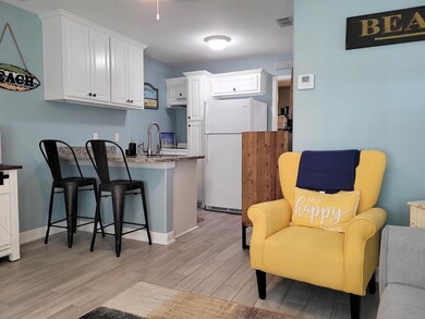 1809 Hillcrest Dr unit 101, Rockport, TX 78382 - photo 7