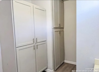 1017 Aganier Ave unit 2, San Antonio, TX 78212 - photo 4