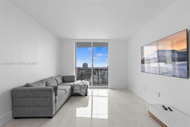 185 SW 7th St unit 3314, Miami, FL 33130 - photo 7