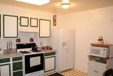 Refridgerator
