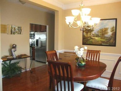 Dining Room - Have dinner in this bright and open 