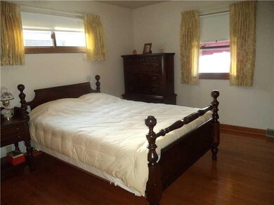 1210 Virginia Ave, Midland, PA 15059 - photo 6