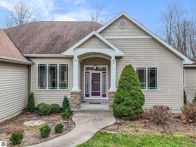 1257 S Ridge Ct, Traverse City, MI 49696 - photo 2