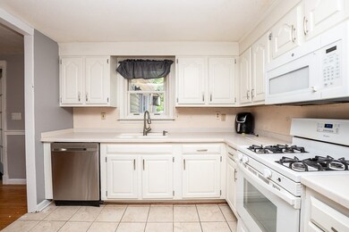 18 Cornish St, Carver, MA 02330 - photo 6