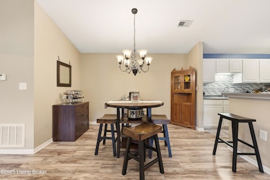 1305 Taxus Top Ln unit 201, Louisville, KY 40243 - photo 7