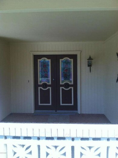Front Entryway