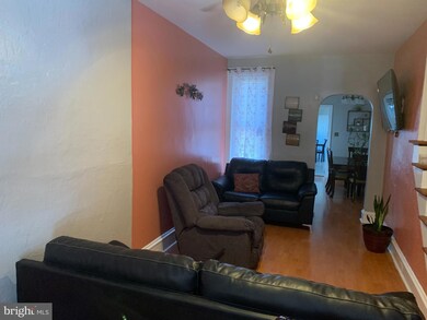 1037 Douglass St, Reading, PA 19604 - photo 2