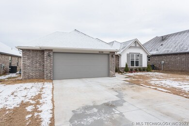 10240 S 230th East Ave, Broken Arrow, OK 74014 - photo 2