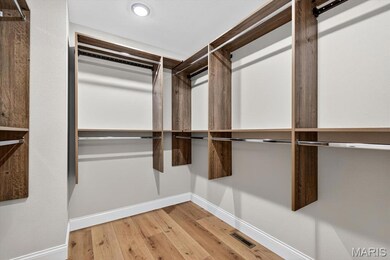 8086 Villa Valley Ln, Caseyville, IL 62232 - photo 7