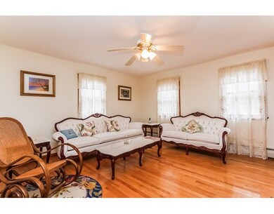 617 Fisher Rd, Fitchburg, MA 01420 - photo 5