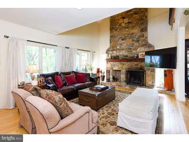 127 Locust Grove Rd, Bryn Mawr, PA 19010 - photo 3