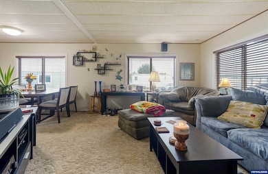 5422 Portland Rd NE, Salem, OR 97305 - photo 6