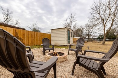 303 W Nimitz St, Fredericksburg, TX 78624 - photo 5