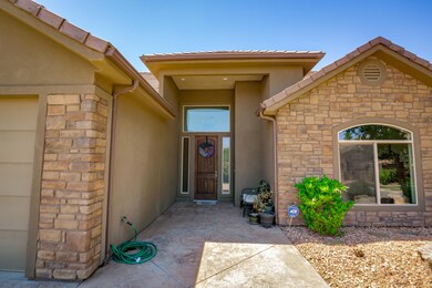 942 E Bramble Way-5