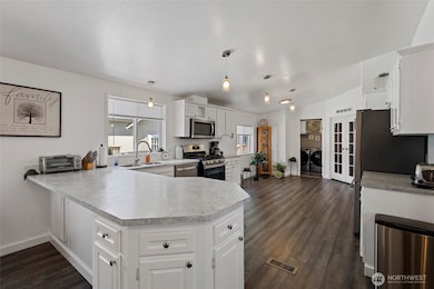 885 Carriage Ct, Sedro Woolley, WA 98284 - photo 5