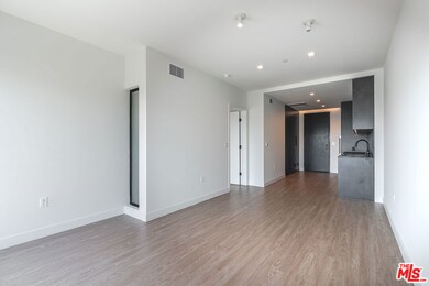 3688 Overland Ave unit 322, Los Angeles, CA 90034 - photo 6