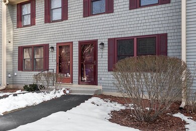 118 Bartemus Trail unit U90, Nashua, NH 03063 - photo 3