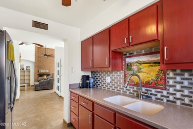 3824 N Pasatiempo Place, Tucson, AZ 85705 - photo 4