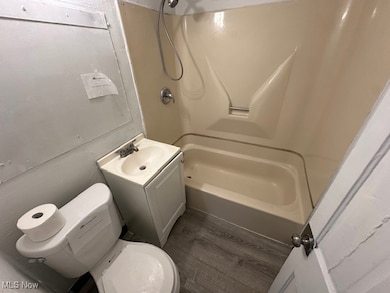 348 11th St, Elyria, OH 44035 - photo 5