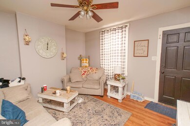 4450 Salmon St, Philadelphia, PA 19137 - photo 4