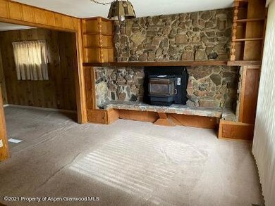 686 Barclay St, Craig, CO 81625 - photo 6