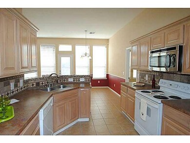 2016 SE 6th St, Moore, OK 73160 - photo 5