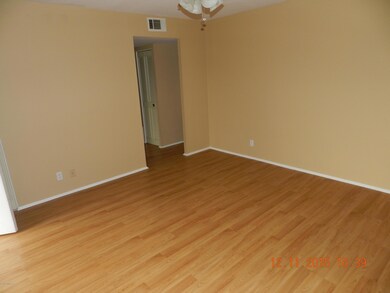 206 Hillview Blvd, Louisville, KY 40229 - photo 2