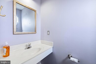 16250 Taconic Cir unit 108E, Dumfries, VA 22025 - photo 7