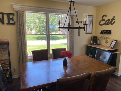 872 E Sportsman Ln, La Porte, IN 46350 - photo 5