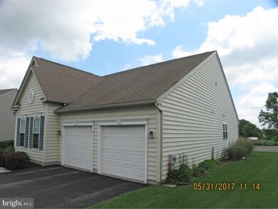 7 Summerlin Dr, Honey Brook, PA 19344 - photo 2