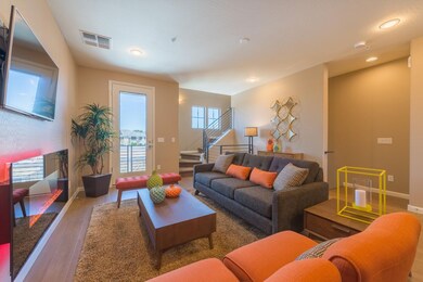 Midtown - Great Room 2