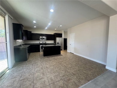 7070 Coventry Glenn Rd, Las Vegas, NV 89148 - photo 6