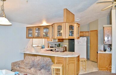 60315 Zuni Cir, Bend, OR 97702 - photo 4