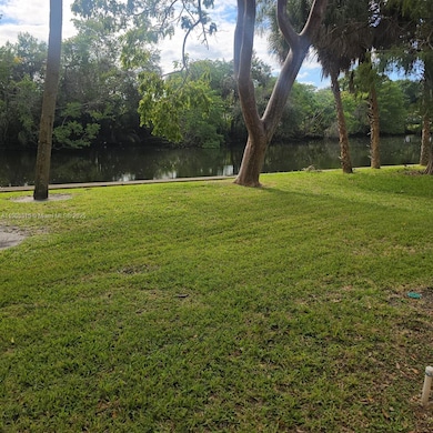 2136 NW 4th St, Fort Lauderdale, FL 33311 - photo 2