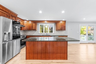 34 Maple St, Kingston, MA 02364 - photo 5