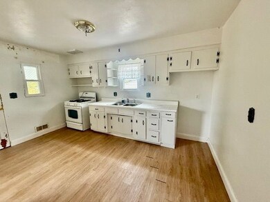 604 S 24th St, Weirton, WV 26062 - photo 6