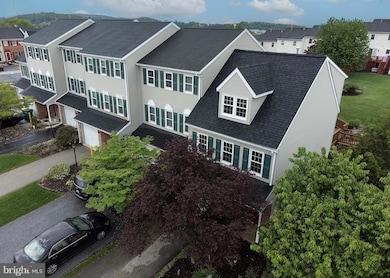 755 Robin Hill Cir, York, PA 17404 - photo 6