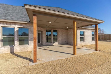 5455 NE Snowy Owl Rd, Elgin, OK 73538 - photo 2