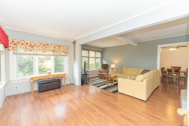 2 Clinton St, Rensselaer, NY 12144 - photo 6