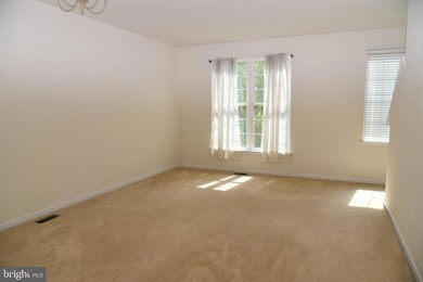 42806 Flannigan Terrace, Chantilly, VA 20152 - photo 5