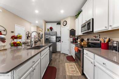 1175 Kendall Dr, Jacksonville, FL 32211 - photo 2