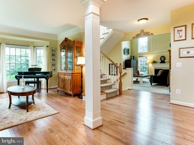 14497 Akker Ct, Gainesville, VA 20155 - photo 3