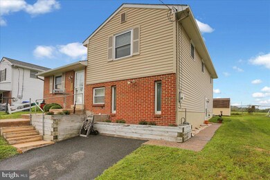 969 Von Steuben Dr, Pottstown, PA 19464 - photo 2