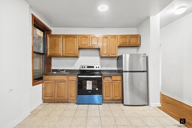92 St Nicholas Ave unit 5-G, New York City, NY 10026 - photo 5