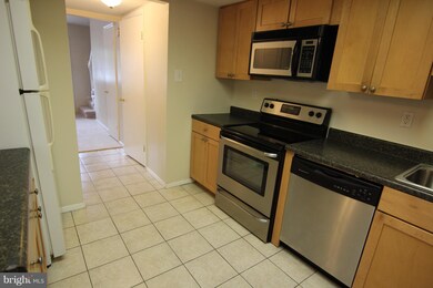 1734 Whitestone Ct, Crofton, MD 21114 - photo 7