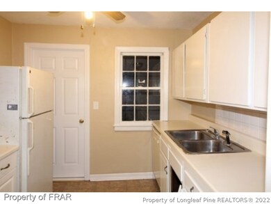 207 Willborough Ave, Fayetteville, NC 28303 - photo 3