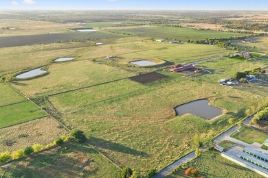 2751 Mitchell Rd, Krum, TX 76249 - photo 3