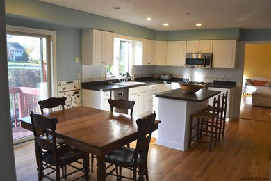 700 Sachem Cir, Slingerlands, NY 12159 - photo 7