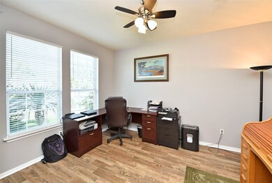 22963 Ashmore Estates Ct, Conroe, TX 77385 - photo 7